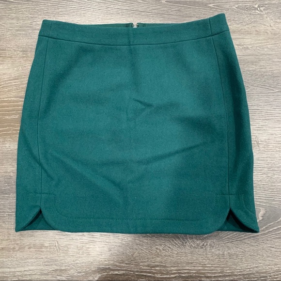 SOLD - J. Crew | Skirt Green Wool Blend Skirt- size 4 - Picture 1 of 6